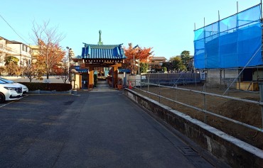 空き地には柵ができました