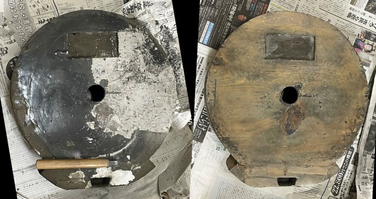 蓮台の蓮肉 漆を剥がします(左)全てはがした跡洗浄します(右)